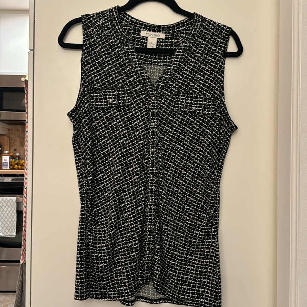 White House Black Market top